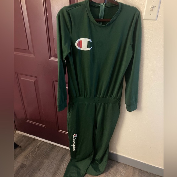 Champion jumpsuit - Picture 1 of 11